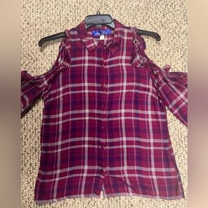WORN ONCE Women’s Plaid top.  Size Medium